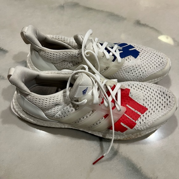 Adidas Ultra Boost 1.0 Undefeated Stars and Stripes Sz 9.5 White Red Blue - Picture 2 of 5